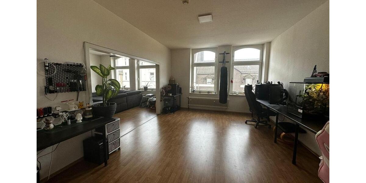 Etagenwohnung Bochum Günnigfeld - 4 Zimmer, 140 m&sup2;, 894&euro; | Angebot:26479417