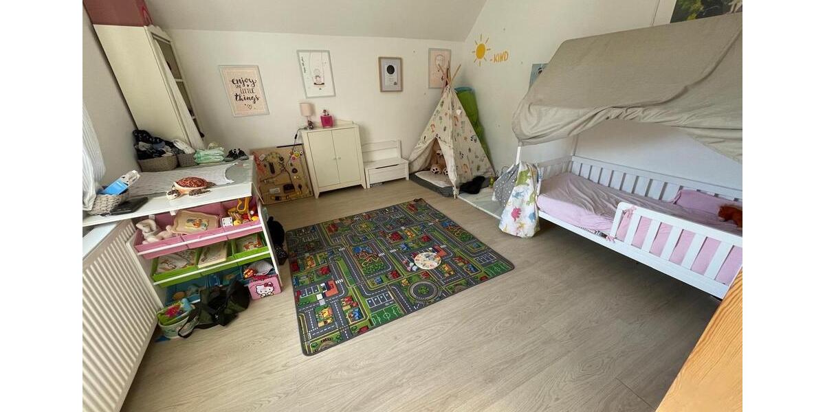 Etagenwohnung Mülheim an der Ruhr Linksruhr - 4 Zimmer, 110 m&sup2;, 1.100&euro; | Angebot:26233300