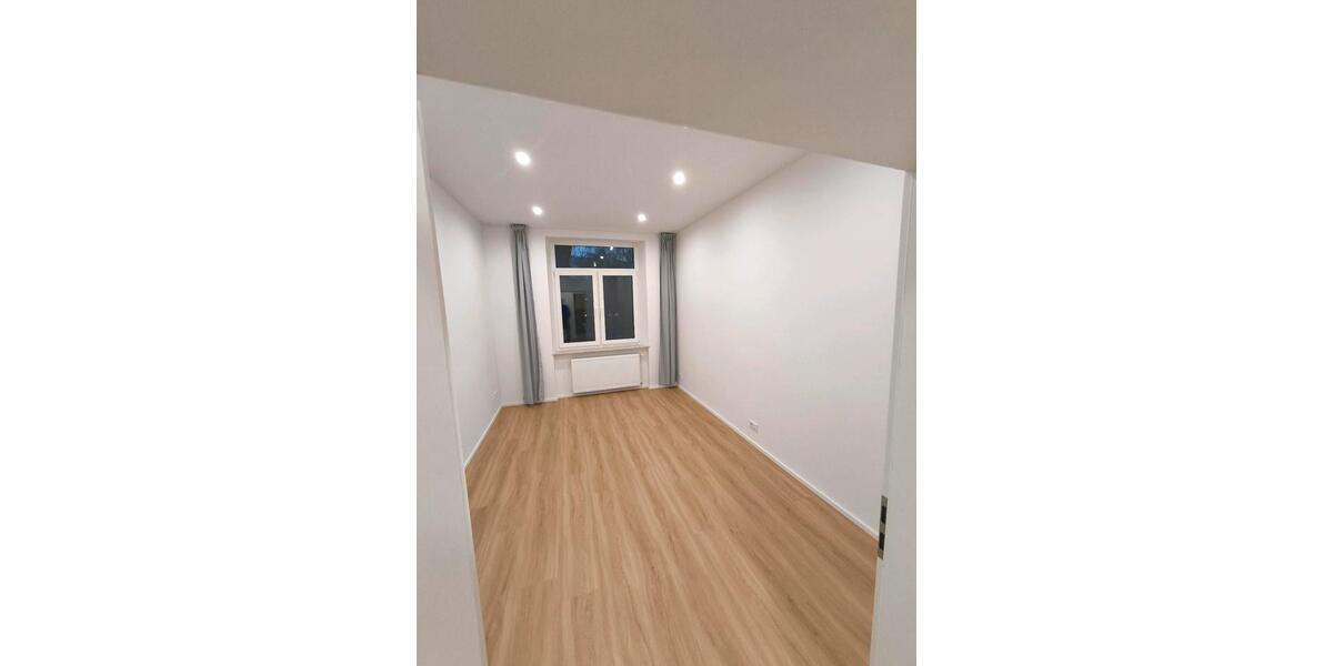 Etagenwohnung Wuppertal Gemarkung Langerfeld - 3 Zimmer, 78 m&sup2;, 800&euro; | Angebot:25948927
