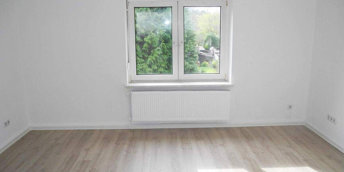 Etagenwohnung Herne Wanne - 2 Zimmer, 65 m&sup2;, 500&euro; | Angebot:25679221