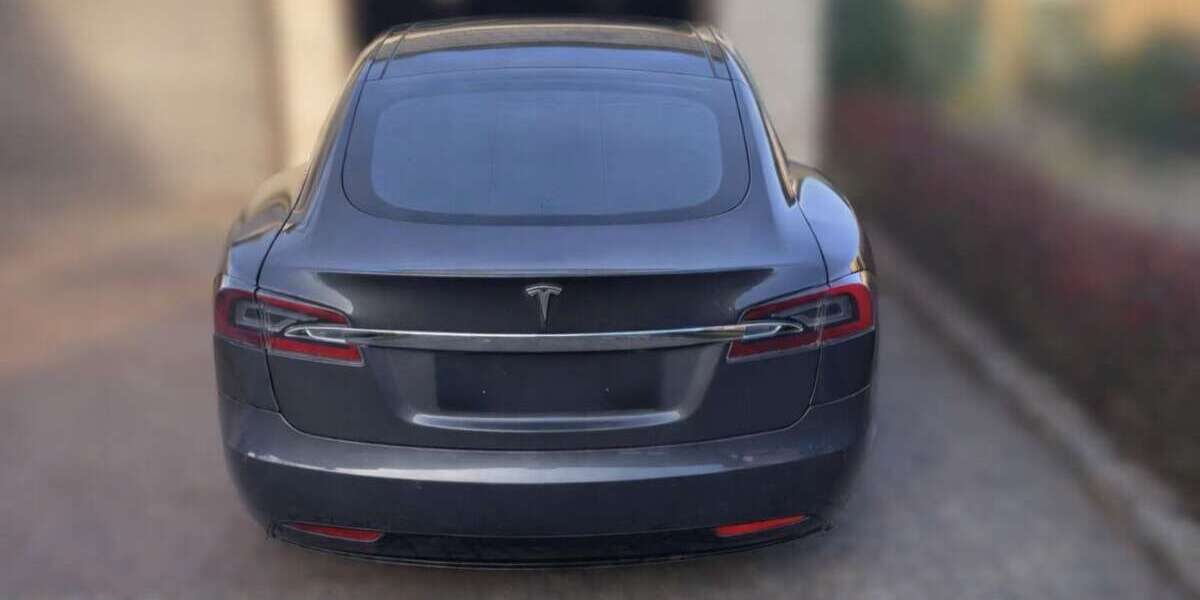 Tesla Model S 405.000 km 22.000 &euro; schermbeck 46514