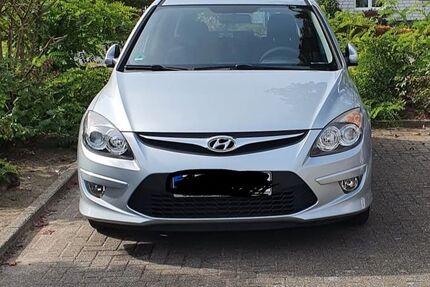 Hyundai i30 150.000 km 4.500 &euro; Marl 45770