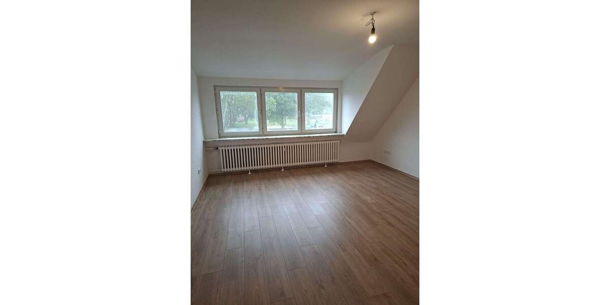 Etagenwohnung Essen Stadtbezirk IV - 3 Zimmer, 75 m&sup2;, 618&euro; | Angebot:26608266