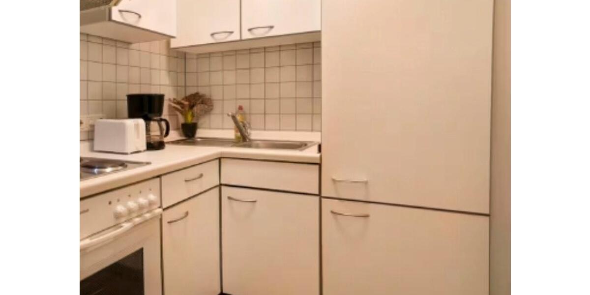 Etagenwohnung Essen Stadtkern - 1.5 Zimmer, 33 m&sup2;, 695&euro; | Angebot:25916582