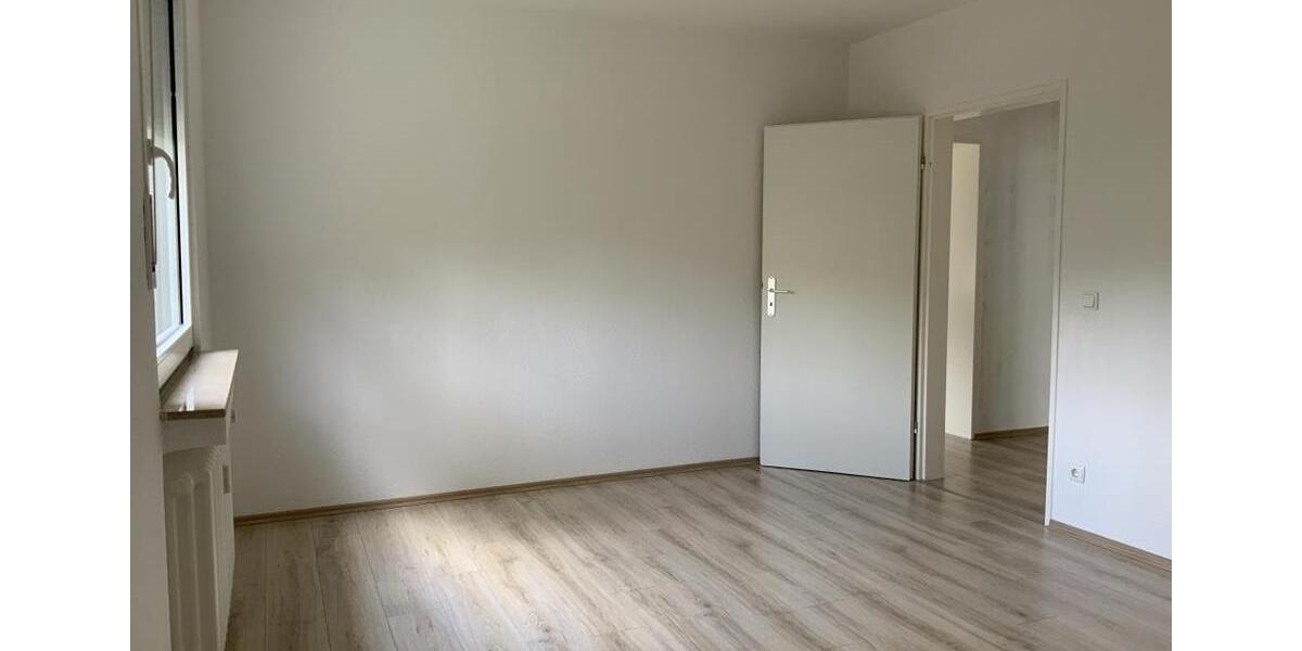 Erdgeschoßwohnung Gelsenkirchen Gelsenkirchen-Nord - 3 Zimmer, 71 m&sup2;, 499&euro; | Angebot:25542359