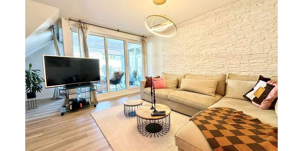 Etagenwohnung Velbert Mitte - 3 Zimmer, 131 m&sup2;, 359.000&euro; | Angebot:25689209