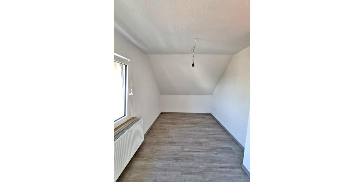 Dachgeschoßwohnung Dortmund Innenstadt West - 3 Zimmer, 38 m&sup2;, 460&euro; | Angebot:25795077