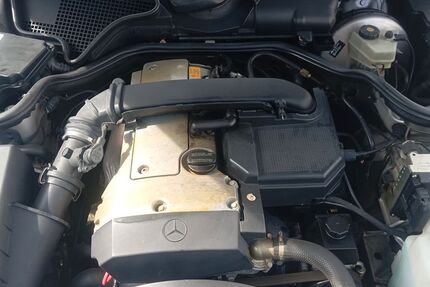 Mercedes-Benz 230 85.600 km 5.900 &euro; Gladbeck 45966