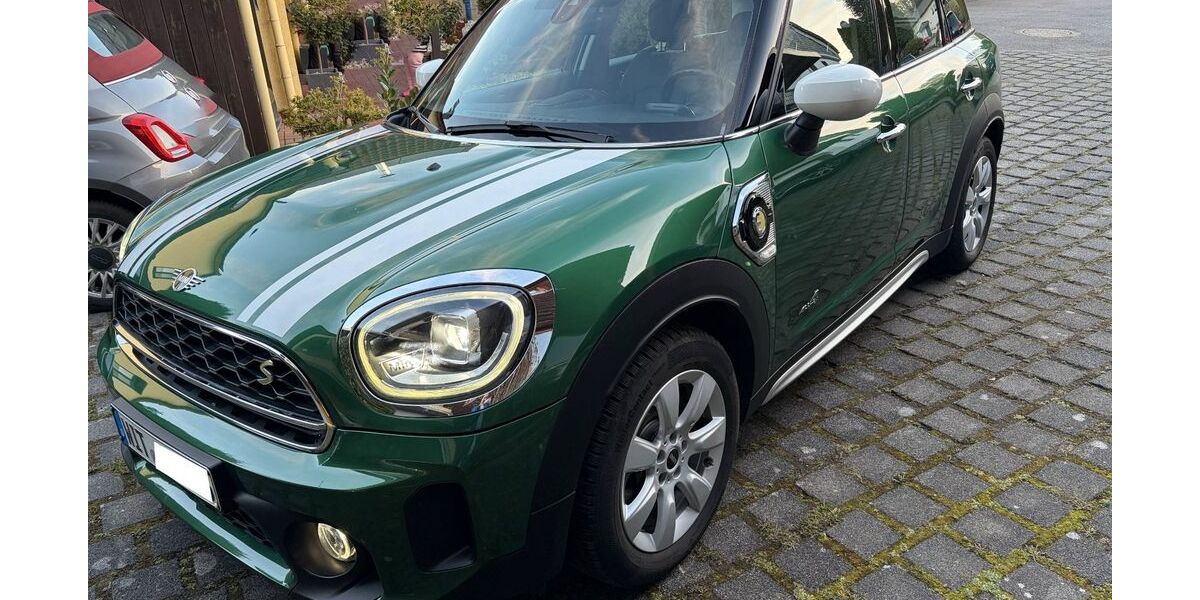 Mini Countryman SE (Cooper) 69.122 km 24.400 &euro; Witten 58452