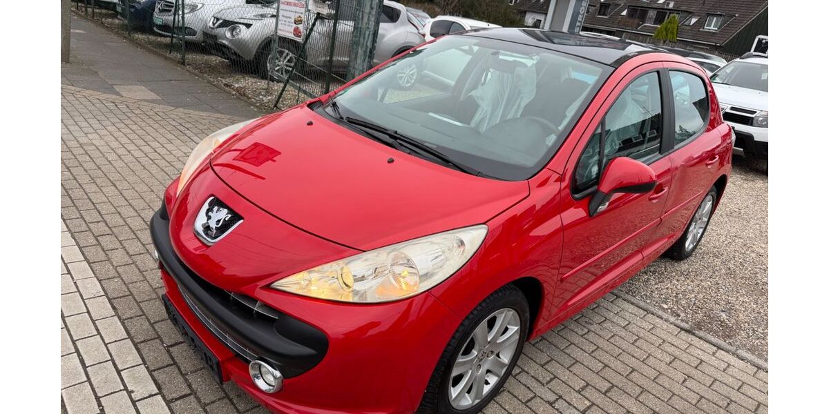 Peugeot 207 90.000 km 3.999 &euro; Essen 45147