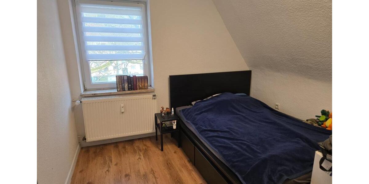 Dachgeschoßwohnung Marl Alt-Marl - 1 Zimmer, 31 m&sup2;, 310&euro; | Angebot:25869897