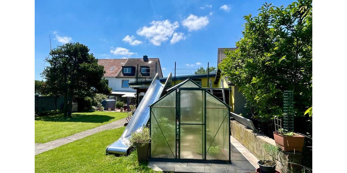 Doppelhaushälfte Dortmund Hombruch - 8 Zimmer, 260 m&sup2;, 1.222.333&euro; | Angebot:26615021