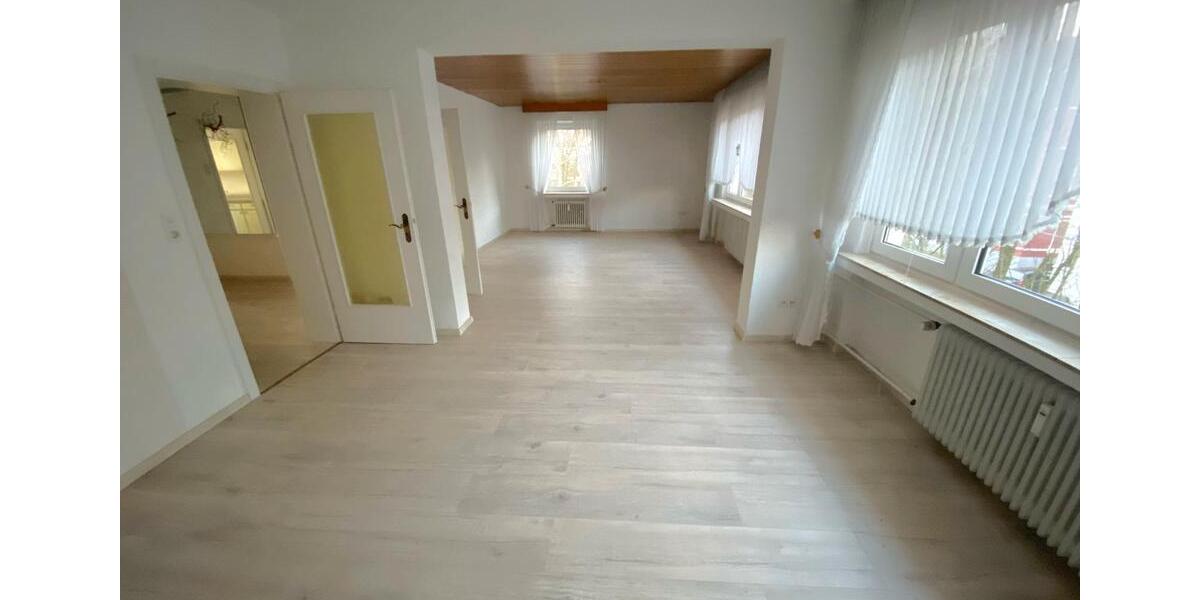 Mehrfamilienhaus, Wohnhaus Wuppertal Gemarkung Langerfeld - 20 Zimmer, 533 m&sup2;, 730.000&euro; | Angebot:26517910
