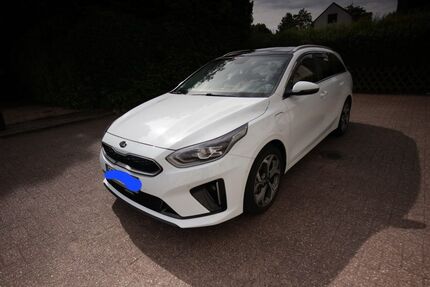 Kia ceed Sportswagon 54.000 km 22.600 &euro; Oberhausen 46119