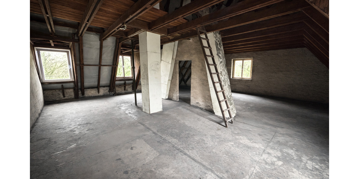 Etagenwohnung Gelsenkirchen Scholven - 4 Zimmer, 124 m&sup2;, 94.900&euro; | Angebot:25769758