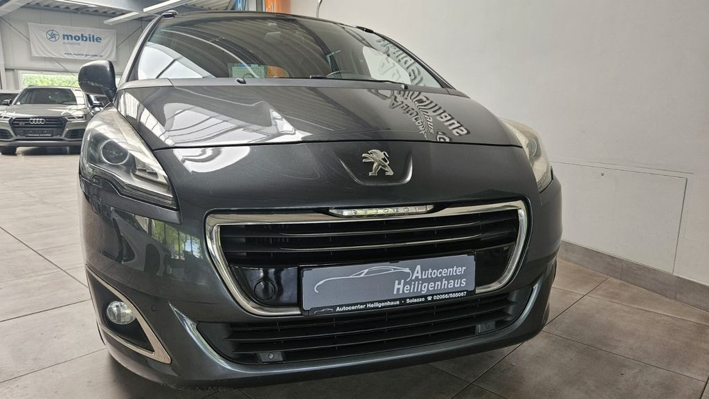 Peugeot 5008 215.114 km 4.980 &euro; Heiligenhaus 42579