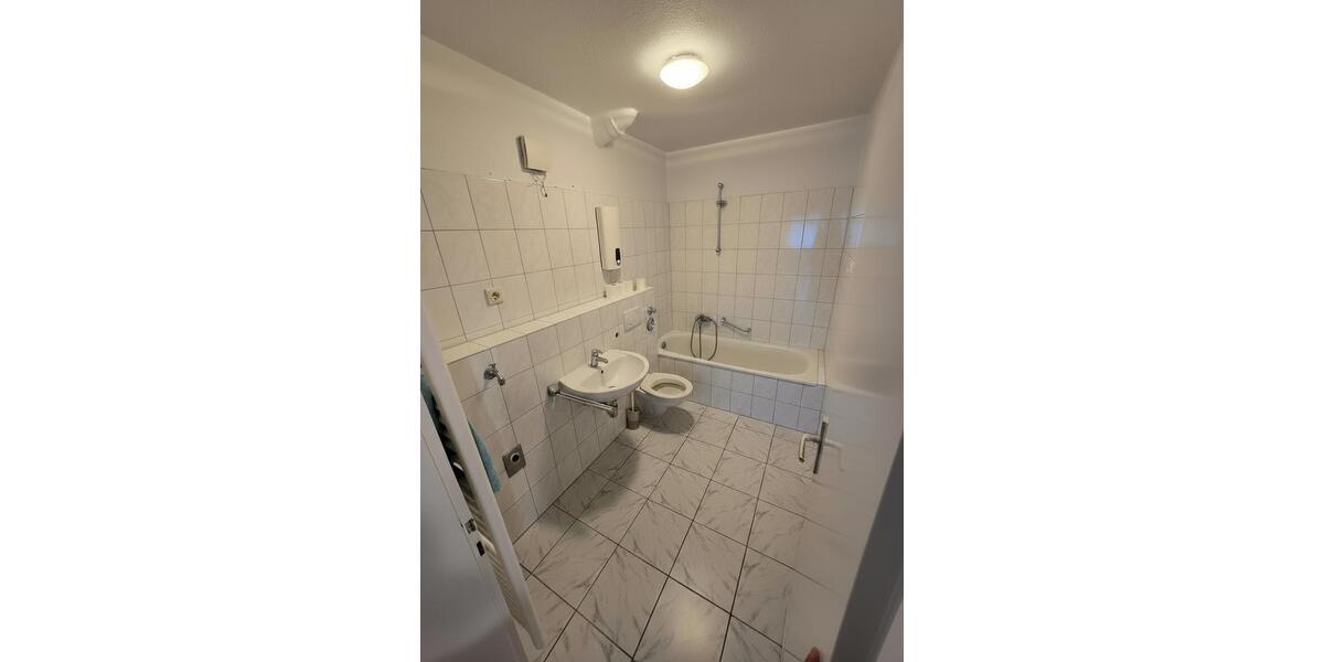 Etagenwohnung Essen Stadtbezirk III - 2 Zimmer, 61 m&sup2;, 670&euro; | Angebot:25933372