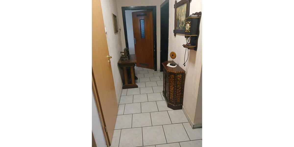 Erdgeschoßwohnung Hagen Hagen-Nord - 5 Zimmer, 100 m&sup2;, 130.000&euro; | Angebot:26476181