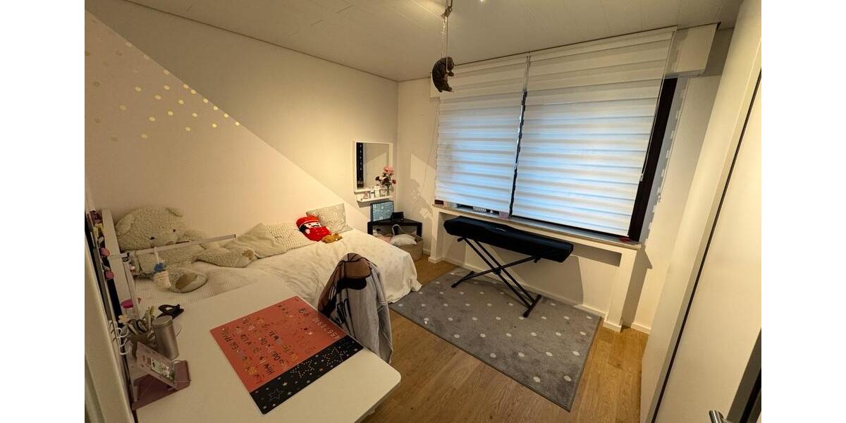 Erdgeschoßwohnung Witten - 4 Zimmer, 116 m&sup2;, 320.000&euro; | Angebot:25422902