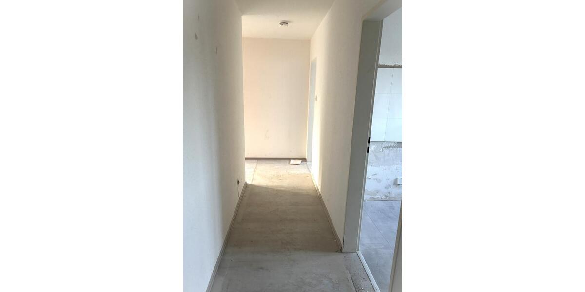 Dachgeschoßwohnung Essen Stadtbezirk IV - 2 Zimmer, 61 m&sup2;, 510&euro; | Angebot:25882813