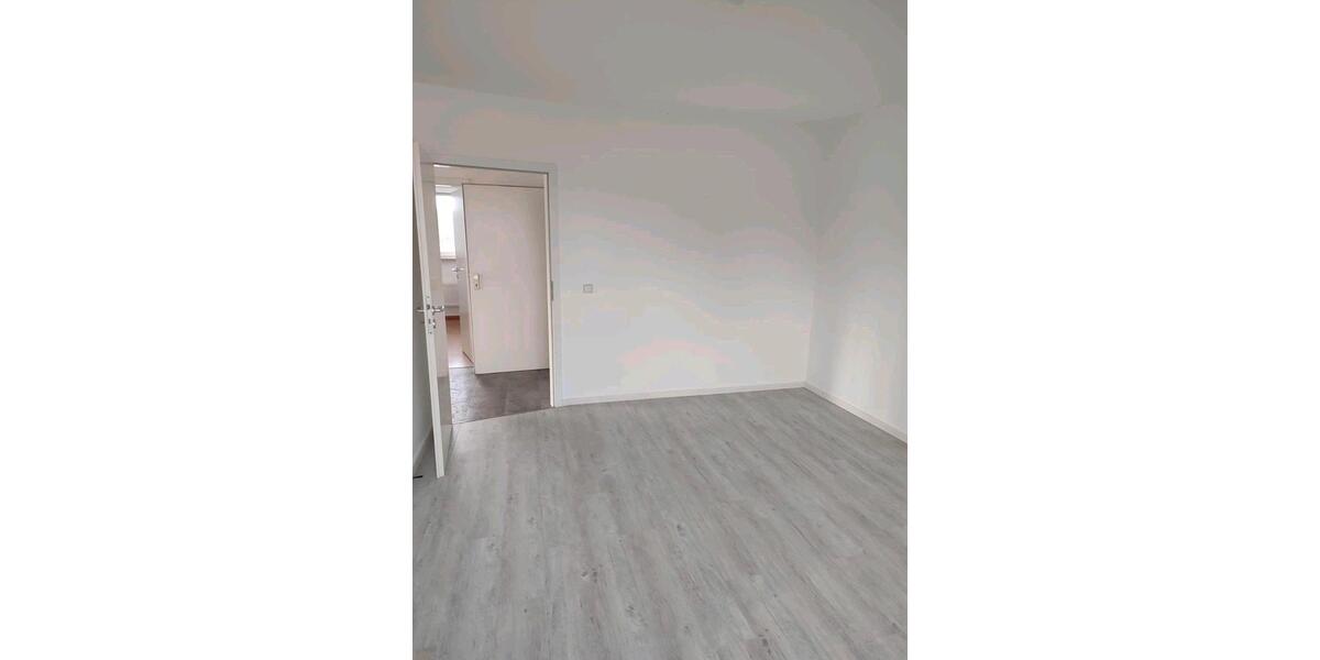 Dachgeschoßwohnung Herten Bertlich - 3 Zimmer, 90 m&sup2;, 1.042&euro; | Angebot:25949019