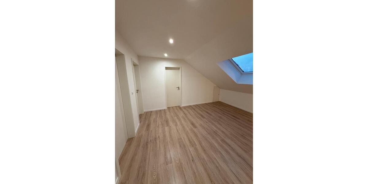 Einfamilienhaus Schermbeck - 6 Zimmer, 200 m&sup2;, 1.600&euro; | Angebot:25926283