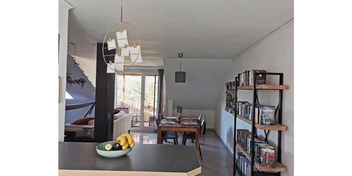 Dachgeschoßwohnung Oberhausen Alt-Oberhausen - 3 Zimmer, 79 m&sup2;, 1.200&euro; | Angebot:26007098