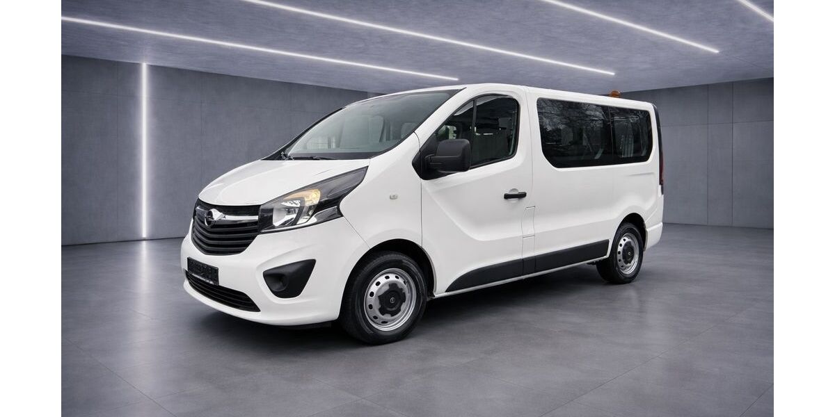Opel Vivaro 215.000 km 11.800 &euro; Essen 45141