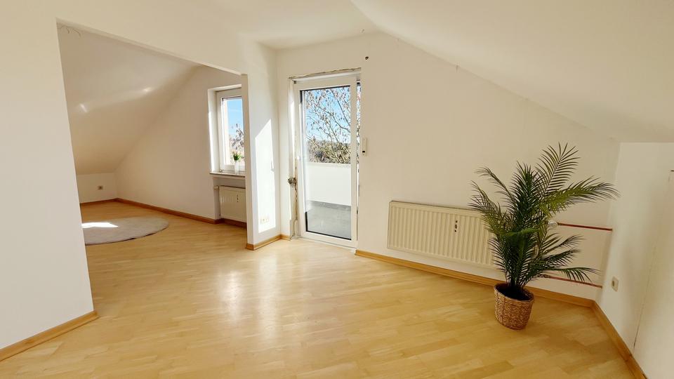 Dachgeschoßwohnung Schwerte - 2 Zimmer, 80 m&sup2;, 700&euro; | Angebot:25439705