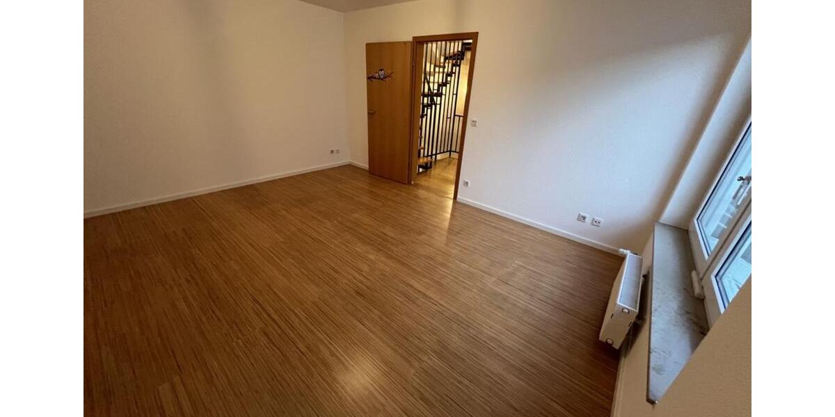 Doppelhaushälfte Dortmund Hombruch - 5 Zimmer, 185 m&sup2;, 2.500&euro; | Angebot:25245632