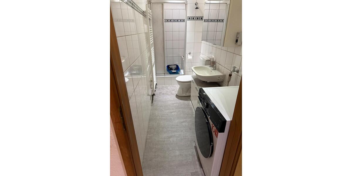 Etagenwohnung Wuppertal Barmen - 4 Zimmer, 88 m&sup2;, 700&euro; | Angebot:25959309