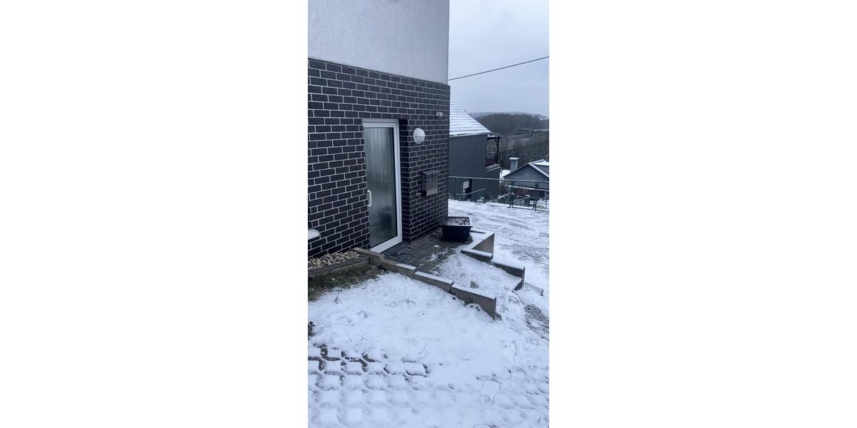 Hochparterre Wuppertal Dönberg - 1.5 Zimmer, 35 m&sup2;, 530&euro; | Angebot:26262948