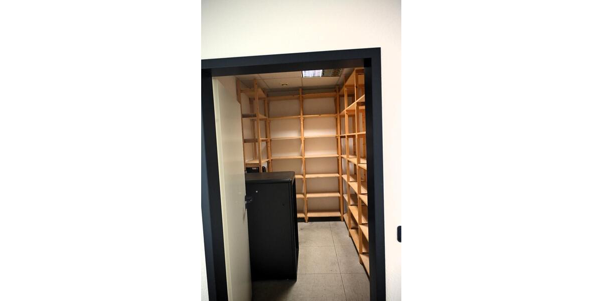 Gewerbeobjekt Essen Stadtbezirk VI - 1.281&euro; | Angebot:25894512