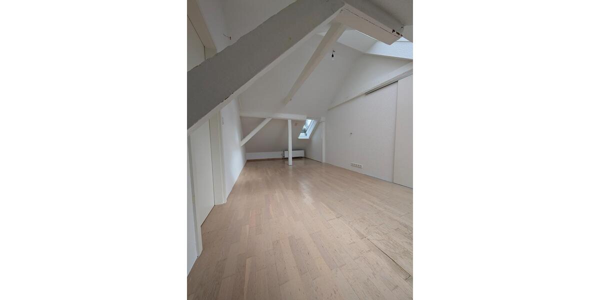 Maisonettenwohnung Wuppertal Gemarkung Nächstebreck - 3 Zimmer, 120 m&sup2;, 1.200&euro; | Angebot:25959347