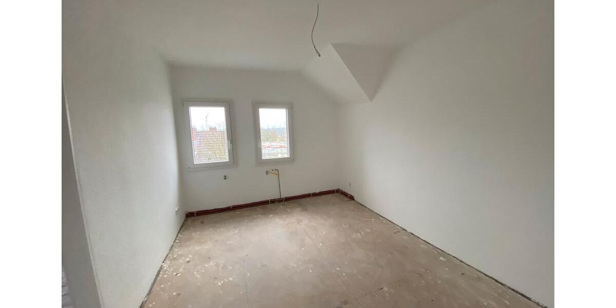 Dachgeschoßwohnung Gevelsberg - 3 Zimmer, 60 m&sup2;, 550&euro; | Angebot:25612800