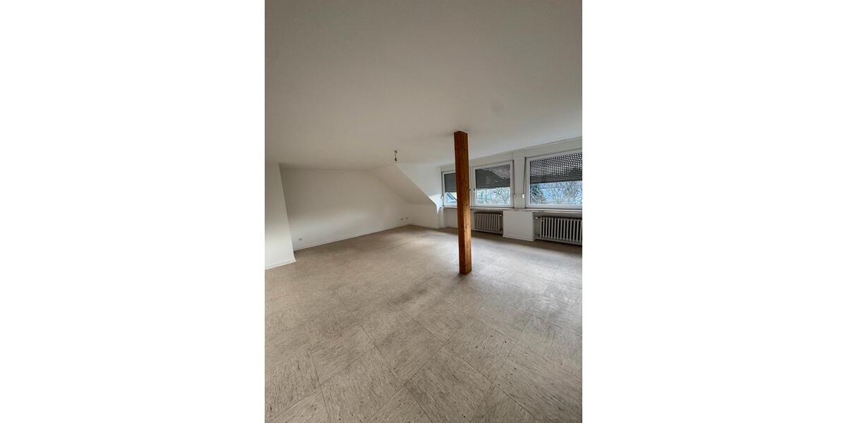 Dachgeschoßwohnung Gelsenkirchen Gelsenkirchen-Nord - 3.5 Zimmer, 100 m&sup2;, 880&euro; | Angebot:25656486