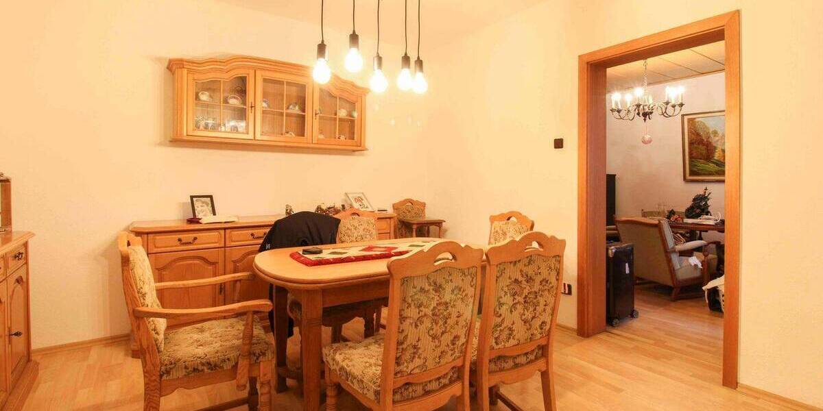 Mehrfamilienhaus, Wohnhaus Bochum Laer - 6 Zimmer, 320.000&euro; | Angebot:26016629