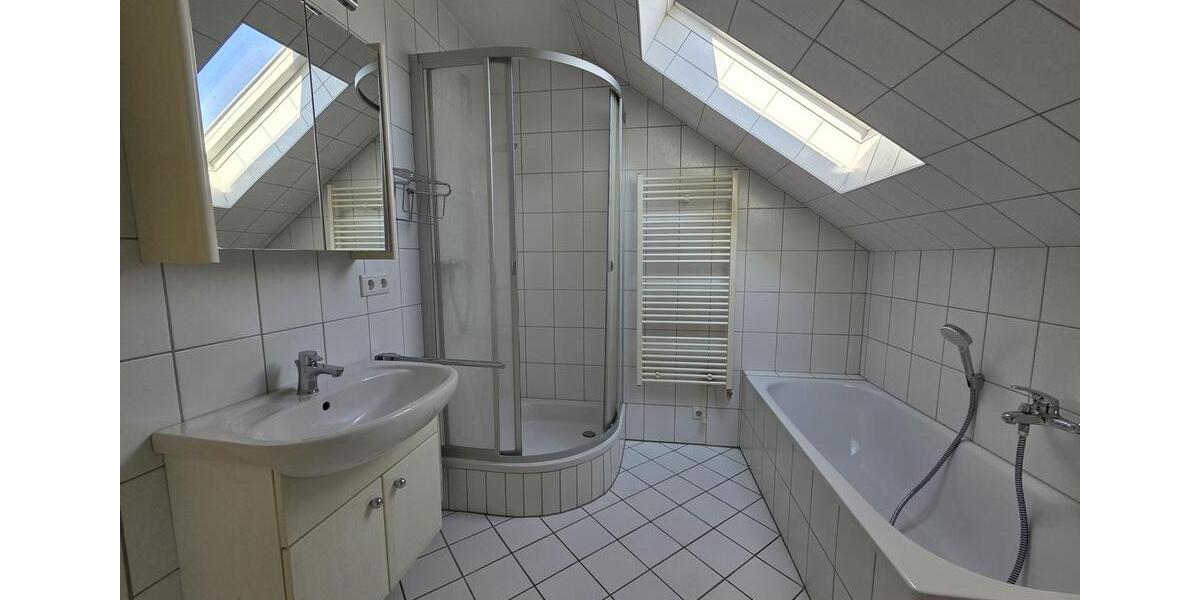 Etagenwohnung Dortmund Brackel - 2 Zimmer, 74 m&sup2;, 695&euro; | Angebot:25793293