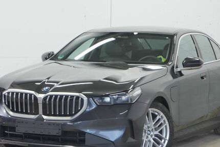BMW 530 15.893 km 53.940 &euro; Marl 45770