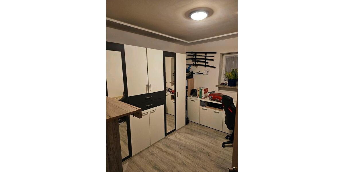 Etagenwohnung Wuppertal Gemarkung Langerfeld - 3 Zimmer, 61 m&sup2;, 110.000&euro; | Angebot:25875305