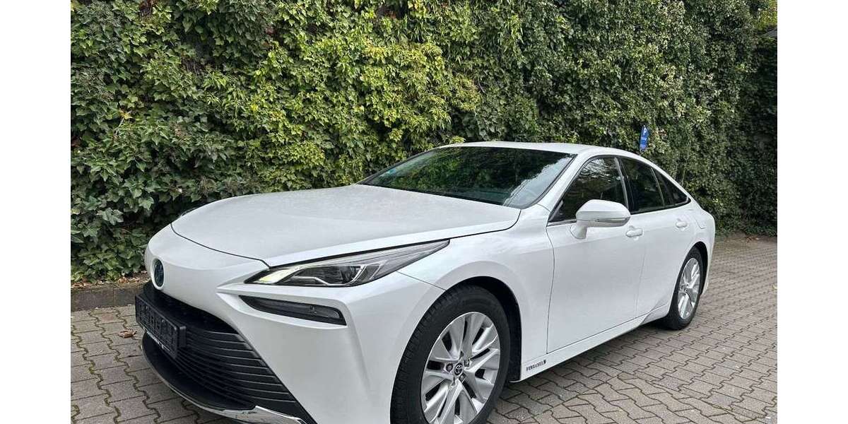 Toyota Mirai 140.000 km 10.490 &euro; Wuppertal 42281