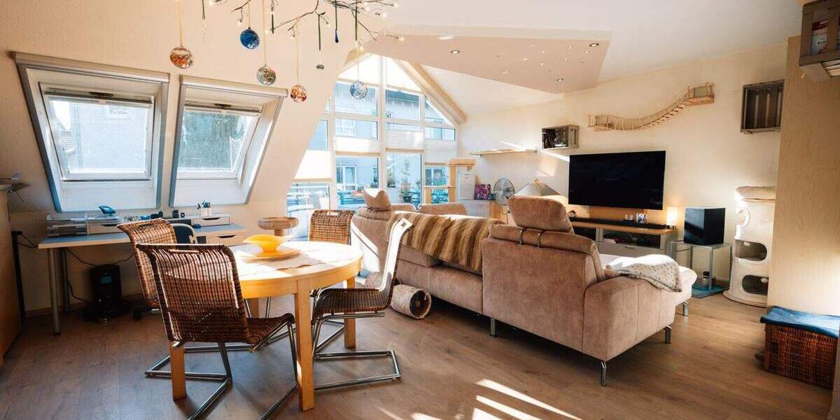 Etagenwohnung Velbert Nierenhof - 2 Zimmer, 74 m&sup2;, 189.000&euro; | Angebot:25683979