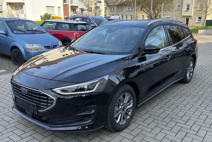 Ford Focus 15.100 km 21.999 &euro; Essen 45143