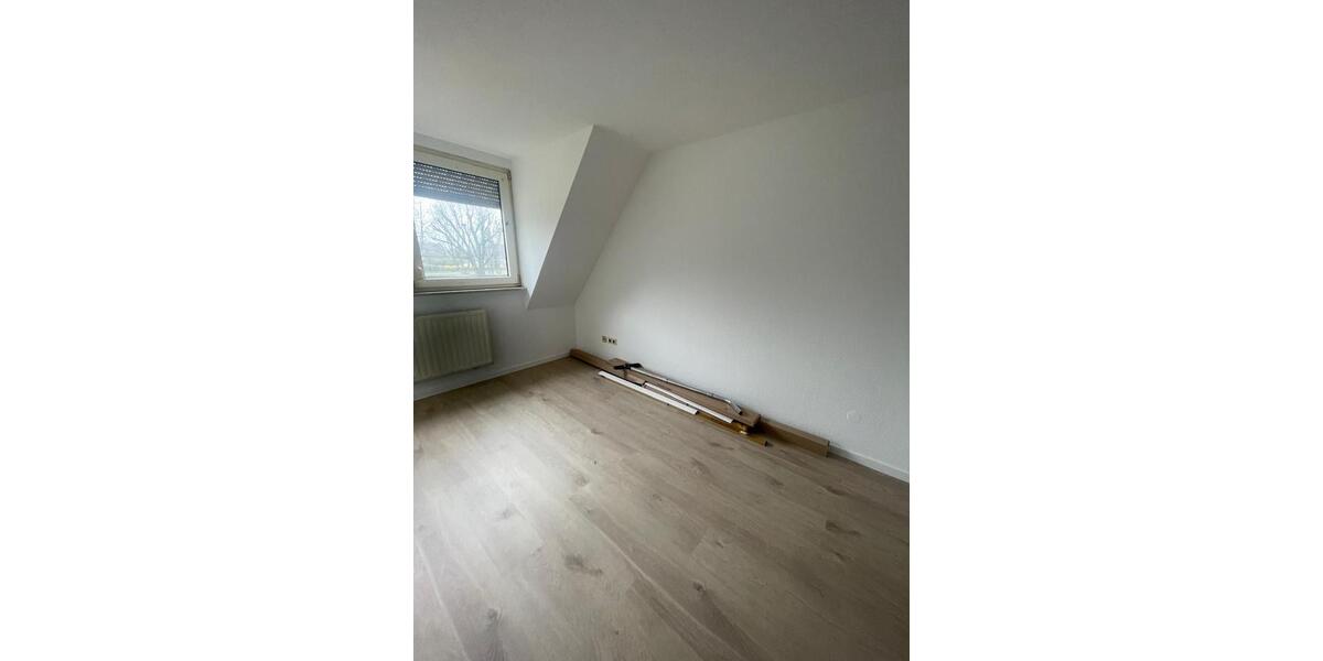 Dachgeschoßwohnung Dortmund Huckarde - 2 Zimmer, 50 m&sup2;, 600&euro; | Angebot:25932982