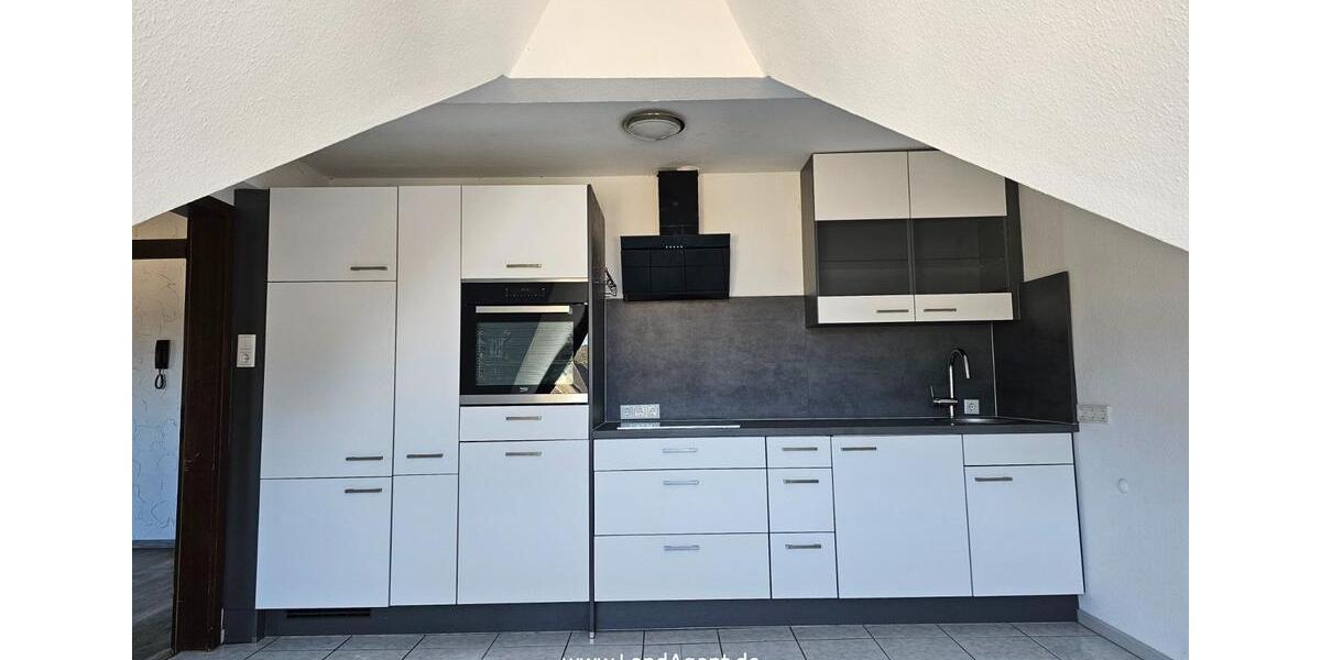Dachgeschoßwohnung Lünen Brambauer - 3 Zimmer, 124 m&sup2;, 650&euro; | Angebot:25930919