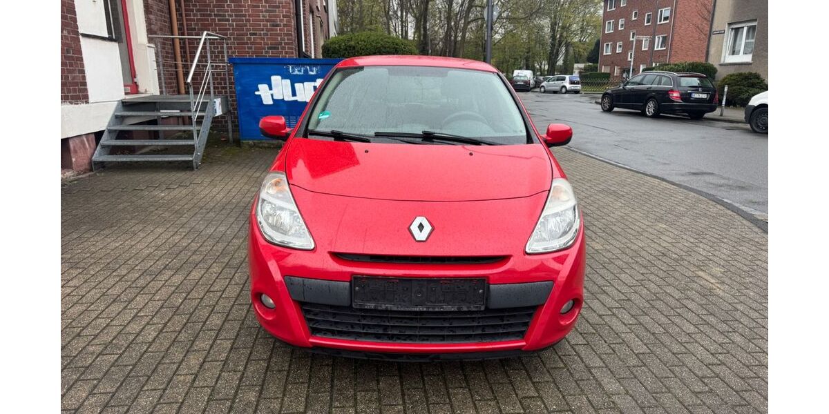 Renault Clio 118.000 km 2.999 &euro; Gelsenkirchen 45879