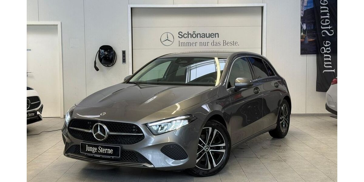 Mercedes-Benz A 200 3.734 km 29.690 &euro; Wuppertal 42281