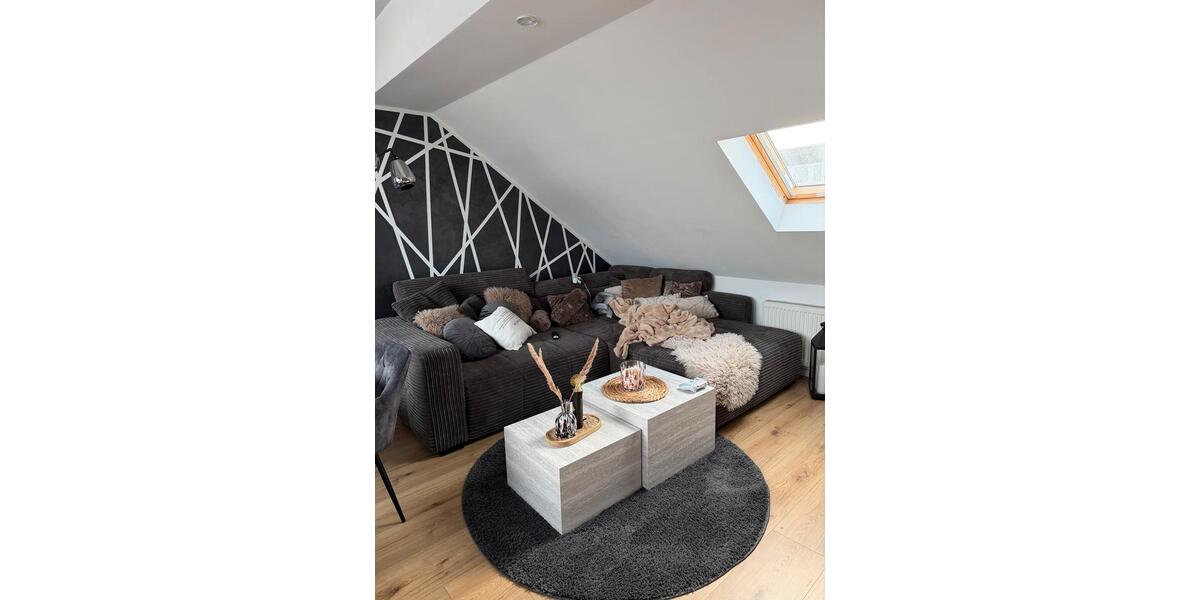 Dachgeschoßwohnung Gelsenkirchen Rotthausen - 3.5 Zimmer, 78 m&sup2;, 810&euro; | Angebot:25046374