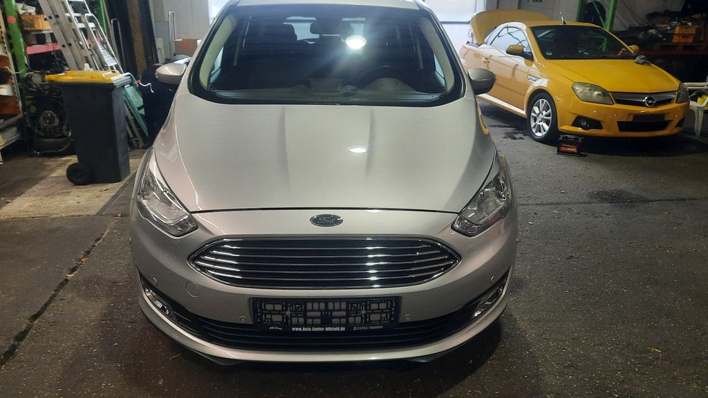 Ford C-Max 82.100 km 8.750 &euro; Dorsten 46282