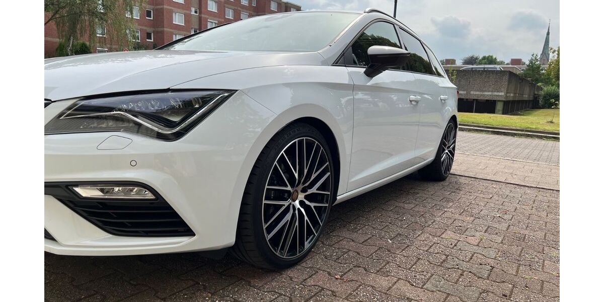 Seat Leon 89.000 km 21.500 &euro; Holzwickede 59439